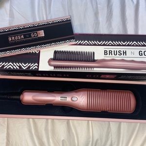 Brush N Go x2 Straightener